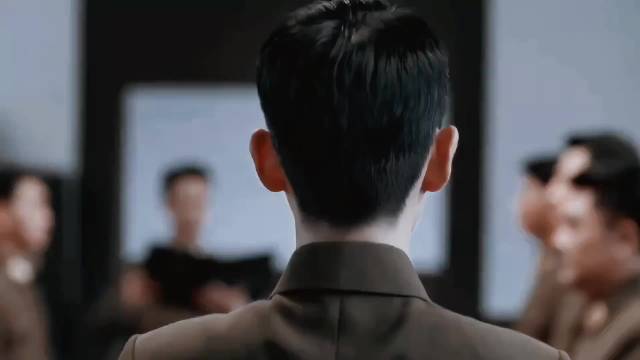 介绍一下，这是我那楠朋友，上海的野玫瑰 ！ 朱一龙