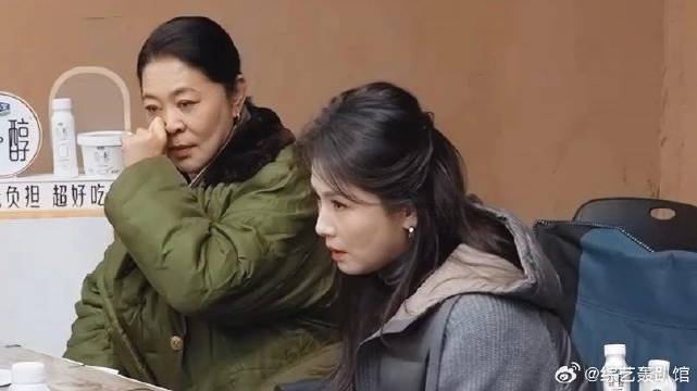 哈妮克孜挑战热依扎的《山海情》 演技太细腻感染力好强，倪萍都看哭了！