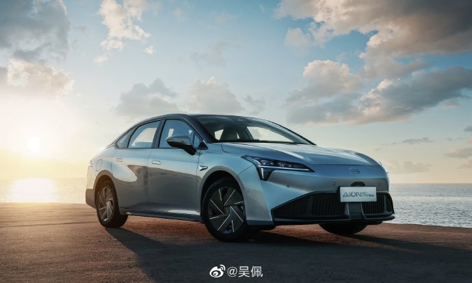 2023款广汽埃安AION S的内饰怎么样？