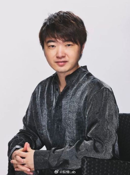 吴彤回应《王牌对王牌》换人：艺人称不再加分
