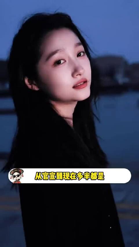 关晓彤两年加入七个剧组持续拍戏