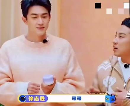 这个李更新到哪都逃不了年龄梗，太搞笑了