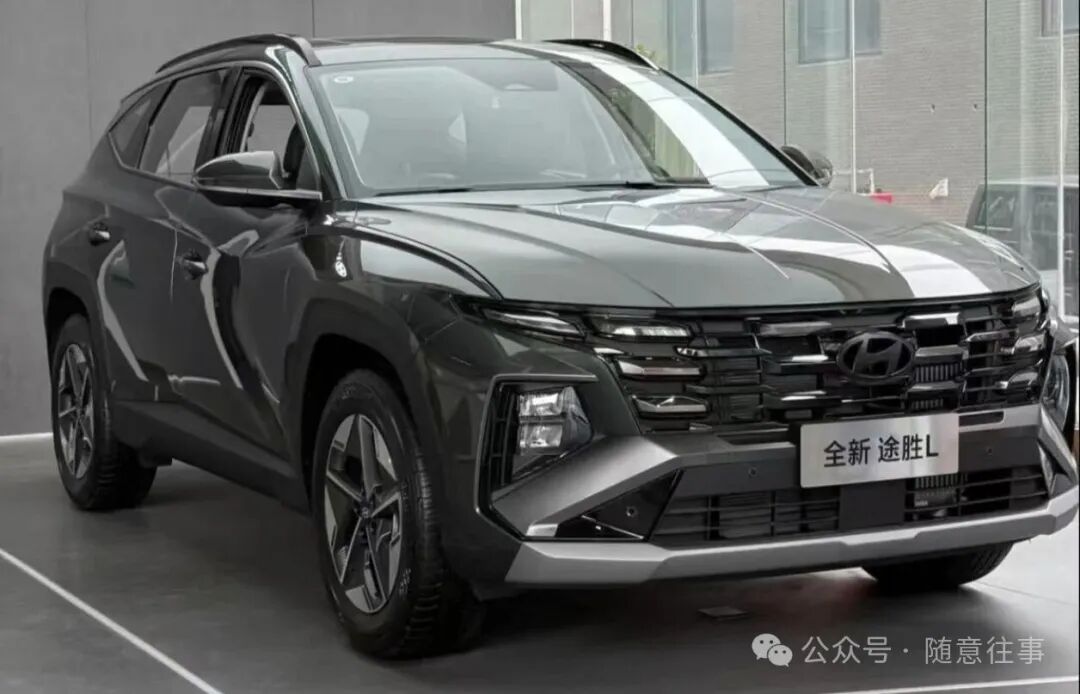 韩系SUV杀疯!狮铂拓界VS途胜L,谁才是15万级性价比之王