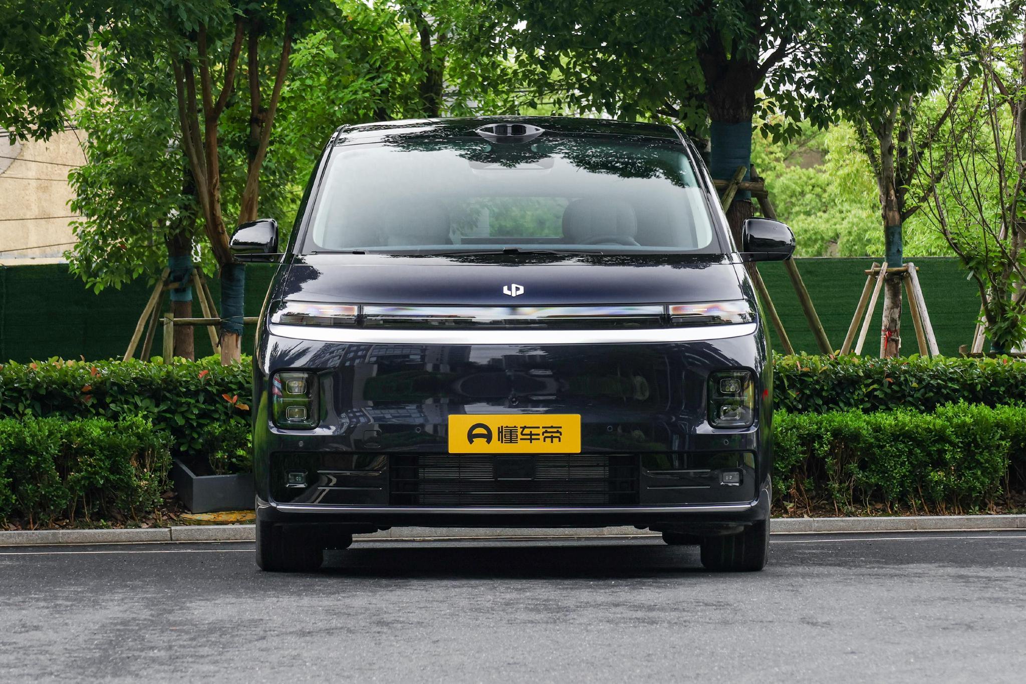 预算30万内买MPV，为何选了零跑D99?先看实车再决定_看车侃侃车