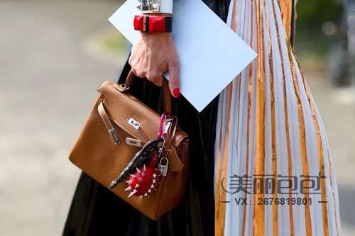喜欢棕色包包？迪奥 爱马仕等品牌这33款可以安排！-美丽包包网