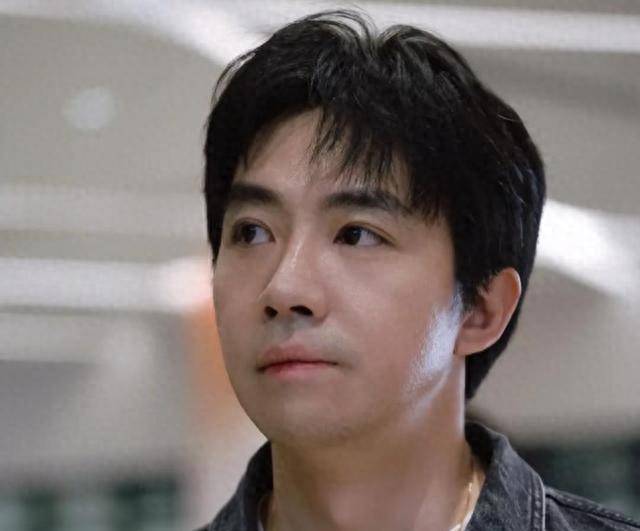 官宣必糊？公开表白一年后，王晓晨发文内涵，俞灏明成了“笑话”