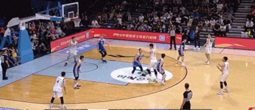 庞峥麟奇兵赵继伟17分中国男篮大胜中国台北 晋级世预赛第二阶段