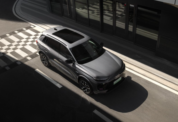 五屏联动打造智能座舱,一汽奥迪 Q6L e-tron 带来沉浸式体验