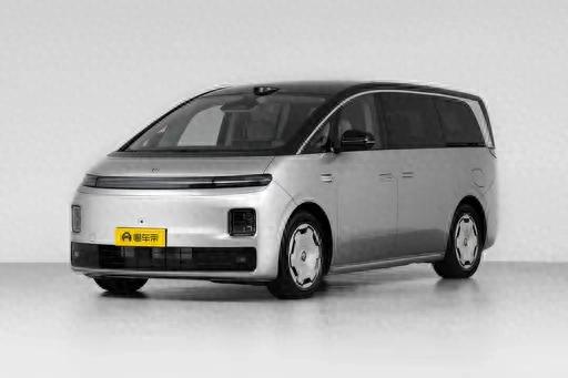 零跑 D99 深度实测:家用商务双兼顾，30 万级 MPV 选购参考_小苒说车