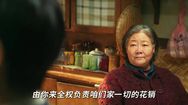 富豪建地下指挥中心监控儿子，衣柜藏电梯直通总部
