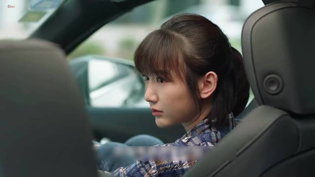 三十而已：失去孩子后，钟晓芹十分伤心，陈屿却变现得很理性