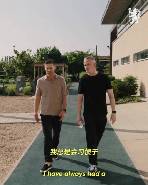 一个成熟的主教练不断从每一段经历里学习、读懂比赛