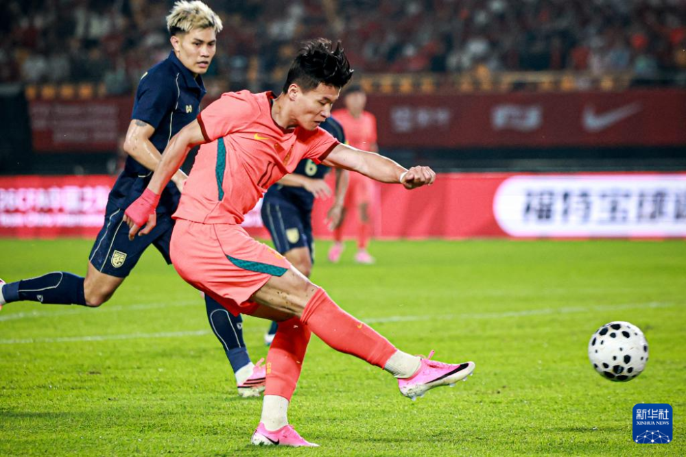 24次射门无果 国足友谊赛0:0憾平泰国队_新闻