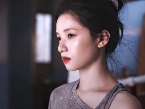 张婧仪新剧演绎倔强苗靖，细节演技征服观众