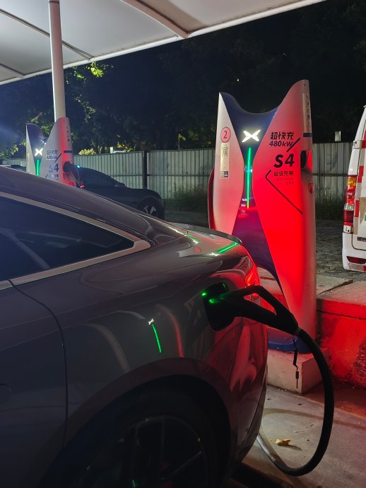新能源车去这个菜市场充电方便吗？
