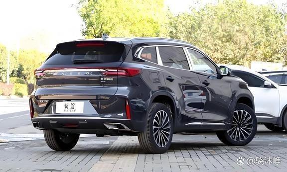 油耗最高的五款热销SUV: 一、吉...@骁沐峥的动态
