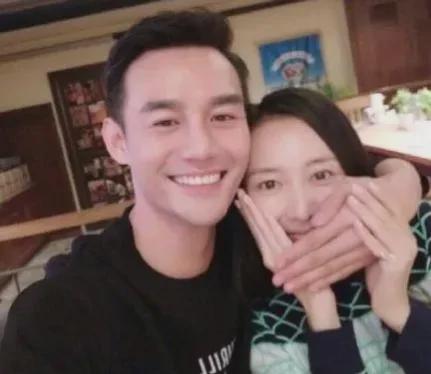 曝40岁王凯已有女友，似乎是圈内人