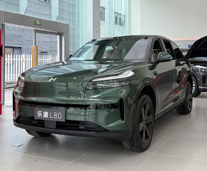 二胎家庭20-30万中型SUV家用选轿车还是SUV