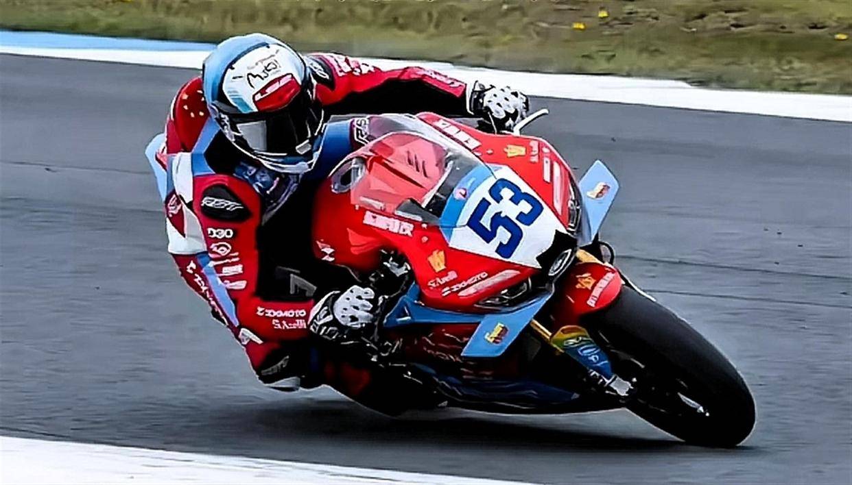 今日！直播WSBK英国站，德比斯首回合7号位发车，张雪机车冲击第7冠_排位_杜卡迪_基本