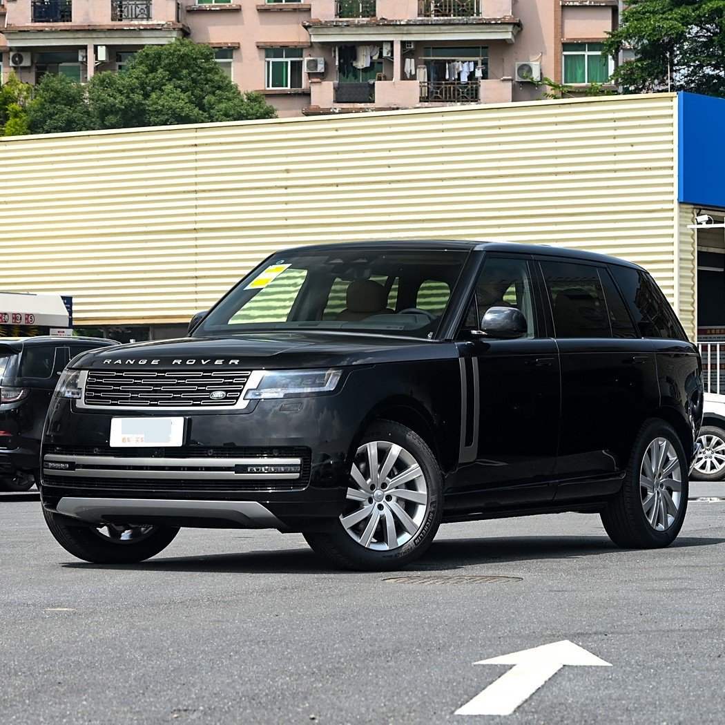 百万级汽油五座SUV终极对决：揽胜、G级、添越谁定义新豪华标杆_宾利 添越 2026款 4.0T V8_汽车