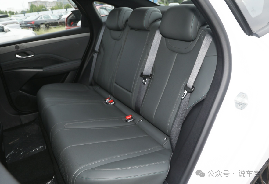 10-15万买插混轿车，比亚迪秦PLUS、吉利银河L6、奇瑞风云A8怎么选？一篇看懂
