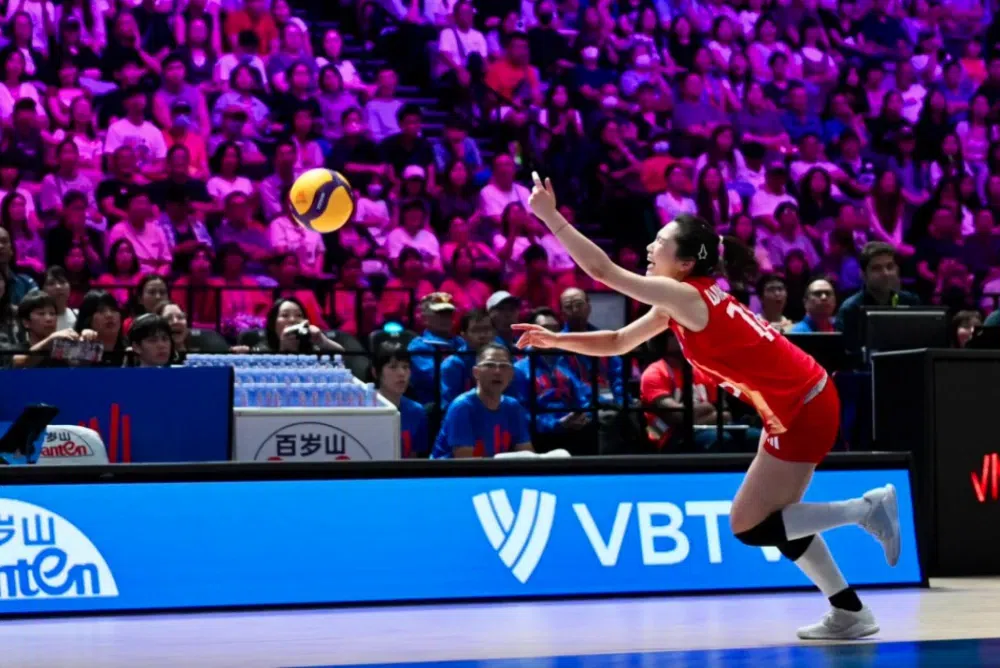 中国女排王梦洁跻身世联赛防守榜第六 日本队两将并列第十
