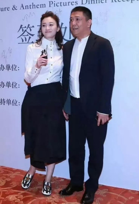 李小冉退出徐佳宁公司是否暗示婚姻破裂