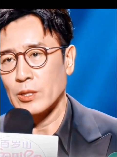 今夜的风雨潇潇雨也潇潇，你在江南回眸一笑，于和伟氛围感江南