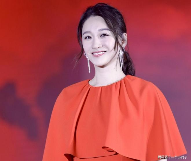 李小冉被曝离婚，知情人透露原因，杨幂那句话的含金量还在上升