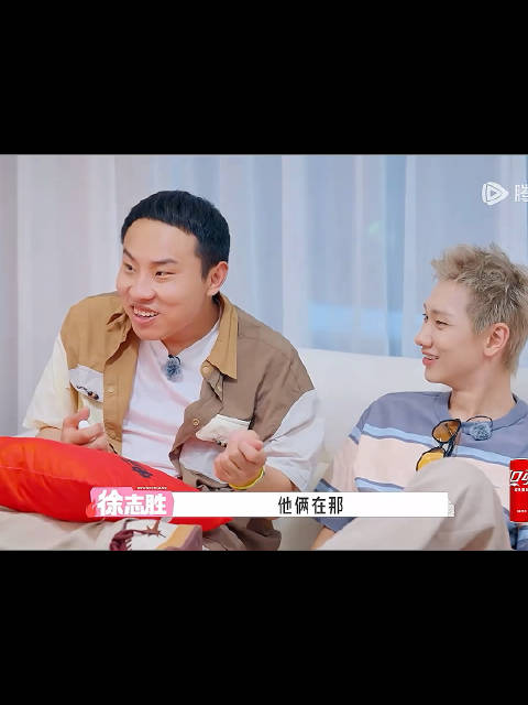 哈哈哈，那个视频我看一次笑一次