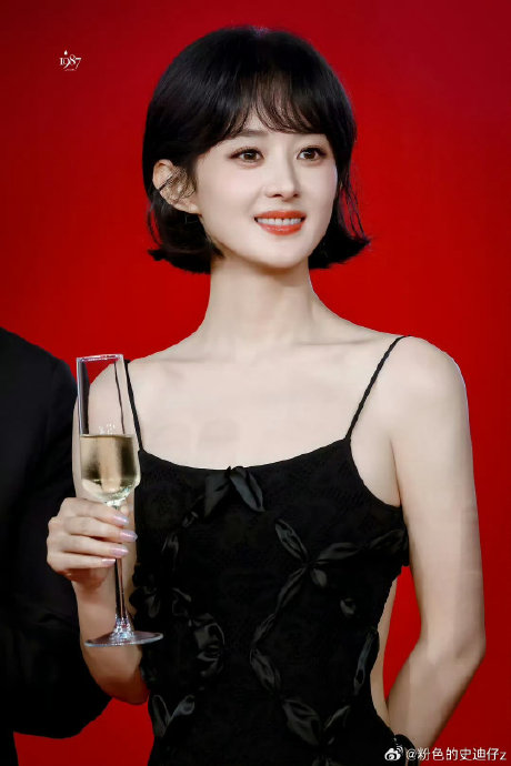 赵丽颖泡芙小姐造型后有哪些新作品？
