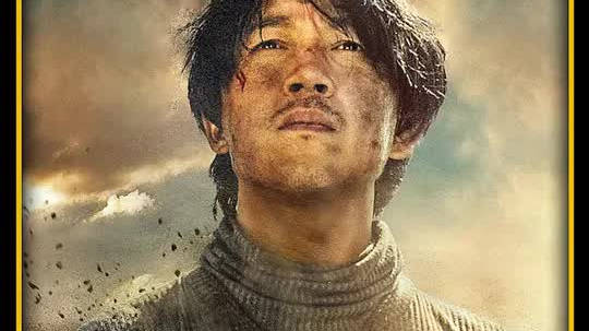 胡八一等人逃出悬魂梯，却又遭到人面蛛的袭击