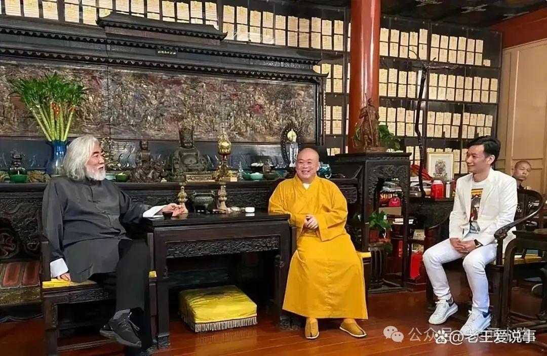 释永信的“翻车”早有预兆,早年的周星驰和李连杰透露一切