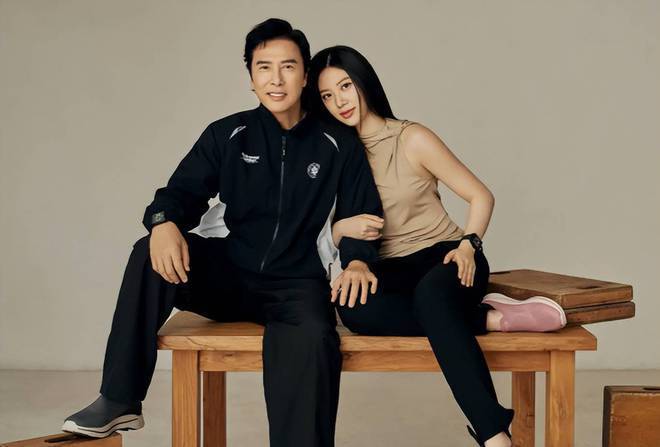 甄子丹女儿美丽亮相，合体拍摄震撼大片！