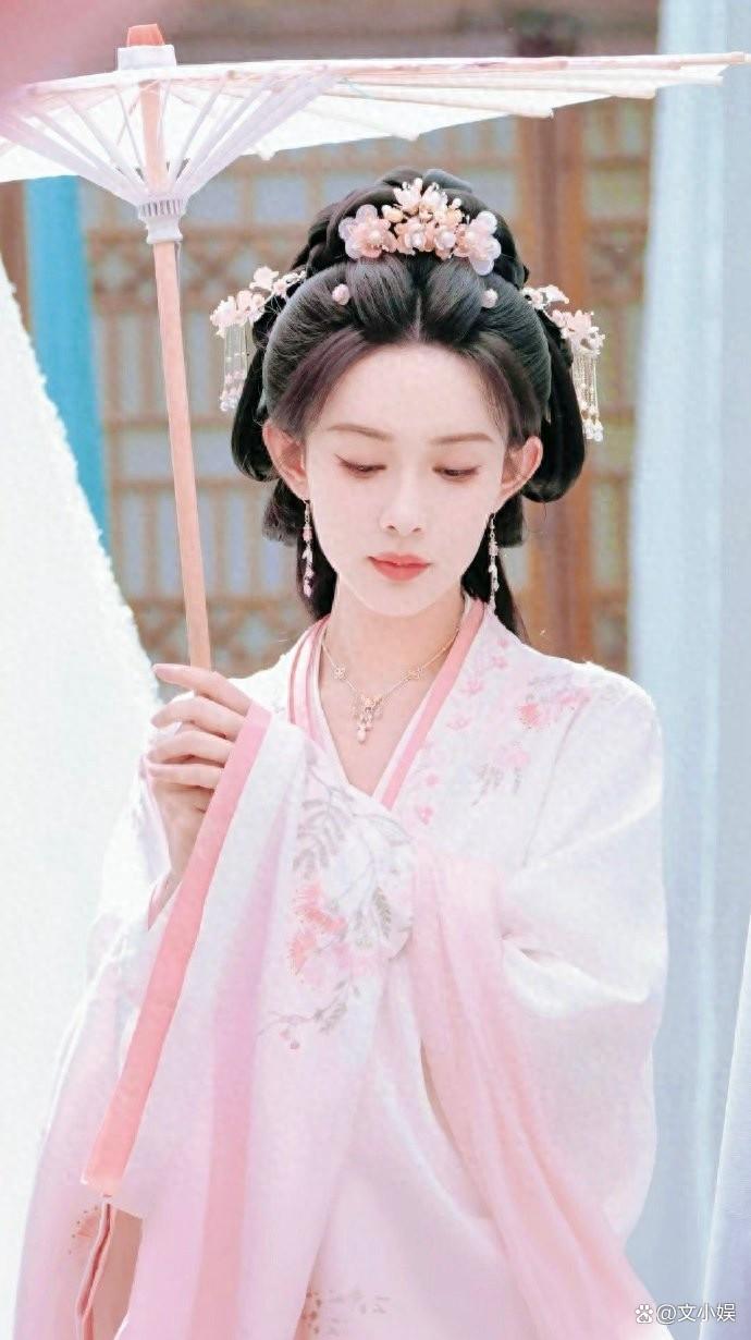孟子义“狐系绿茶美人”出圈,网友:“让孟子义演绿茶的是天才”