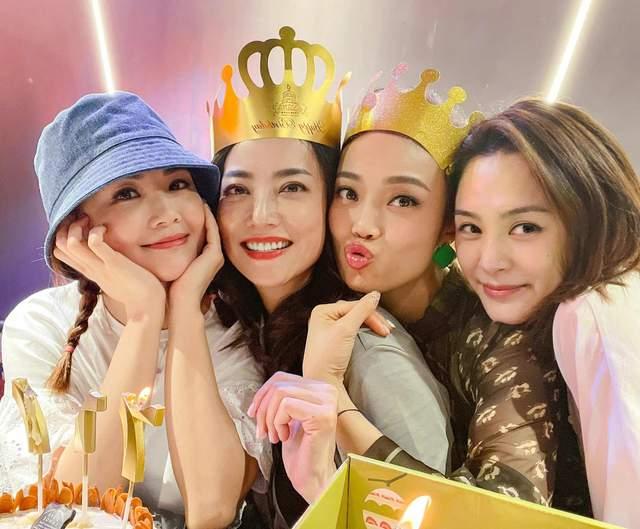 霍汶希迎49岁生日,容祖儿、Twins合体庆生,颜值不输女明星