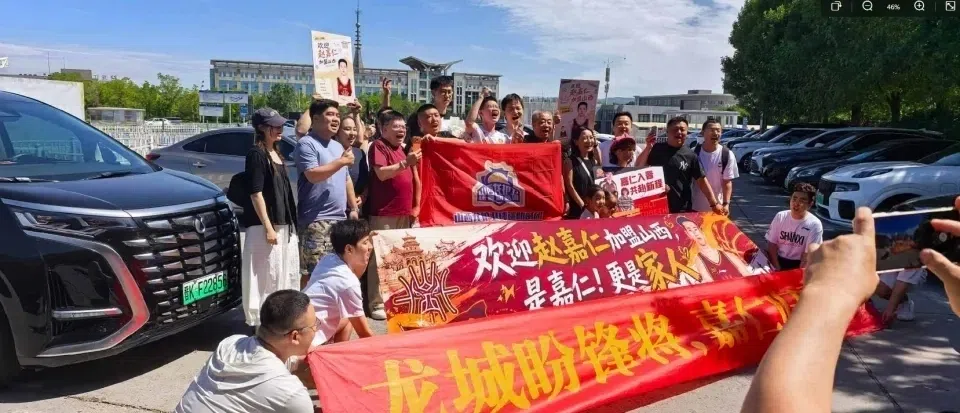 连续引援成功+猛追胡金秋！CBA黑马队新赛季能否冲冠？