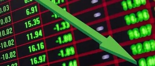 美股芯片股深夜大跌，SK海力士重挫13%，闪迪跌超12%，SpaceX首次收盘破发，中概股逆势走强