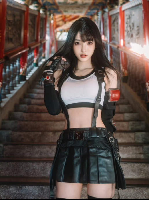 林俊杰演唱会和七七有哪些甜蜜互动细节？