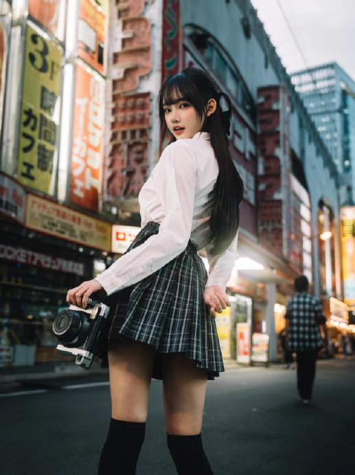 林俊杰与女友21岁年龄差怎么看？