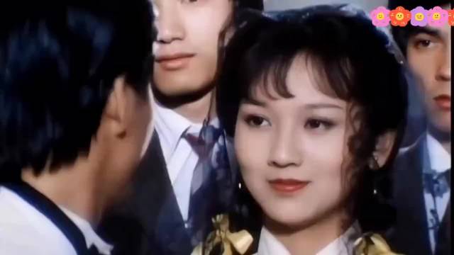 四个版本的冯程程，孙俪瓷器，宁静大气，陈松林青春，赵雅芝精致