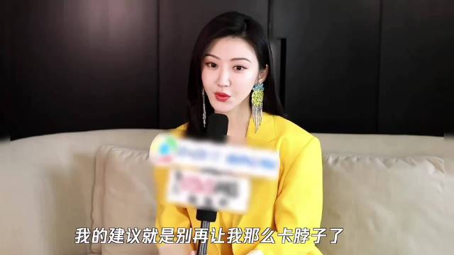 好清纯阳光的景甜，百变造型想起了中国风司藤