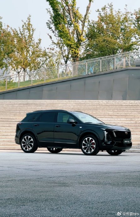 XT5的RTD电子悬架和蜂鸟底盘有何区别？