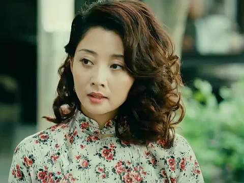 大妈辱骂嫌弃的女人终成救命恩人