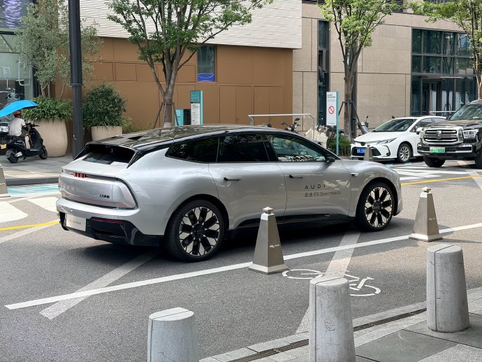上汽奥迪E7X纯电SUV的车机系统有哪些不足之处？