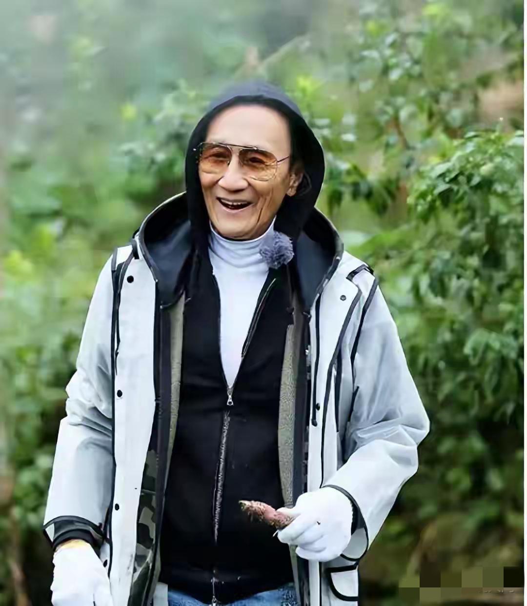 89岁谢贤去世！已交代好陪葬品和遗产，唯独放不下小林青霞母子