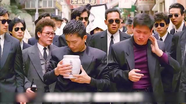 一对事事不顺的黑帮难兄难弟，全程笑点与心酸交织太耐看