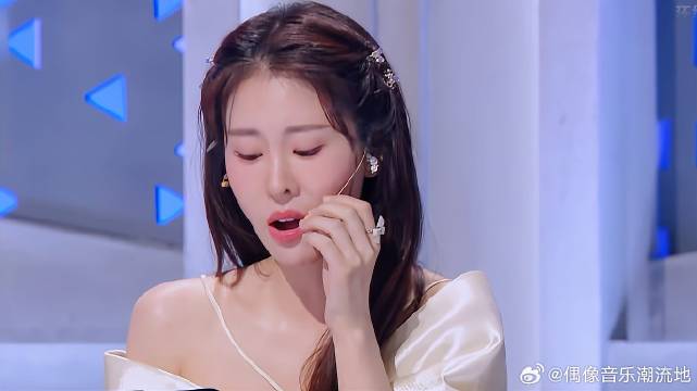 张碧晨清唱《想自由》，每句都唱在我心坎上，破碎感拉满！