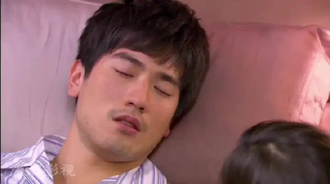 小秋终于知道，她以前说的一句害怕看到你生病，所以沥川一直瞒着小秋