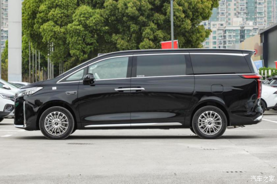25万左右豪华新能源MPV:魏牌高山家族的实用豪华主义